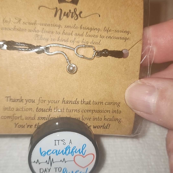 Nurse stethescope bracelet and badge reel, set of 3 reels, 1 bracelet - Picture 2 of 11